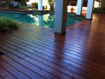 Decking at Peppermint Grove